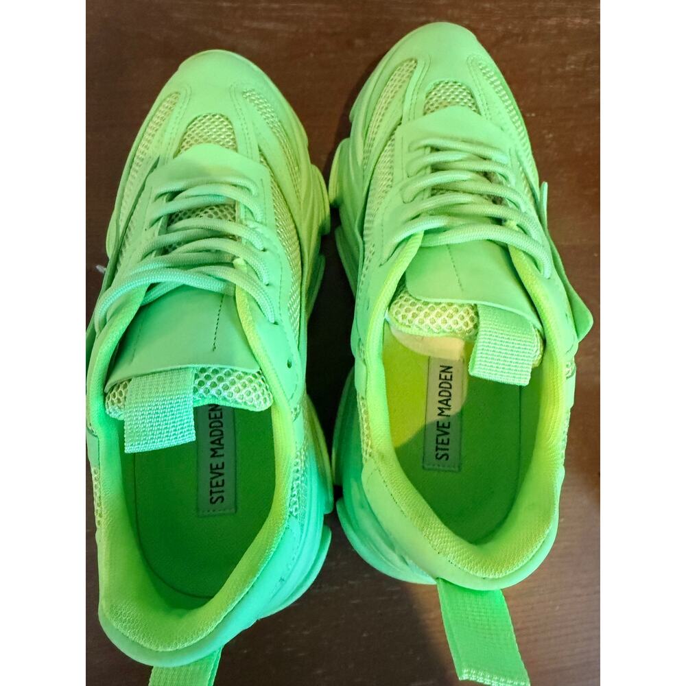 New Steve Madden Possession Neon Lime Green Chunky Platform Sneakers 8M NWOT - Picture 2 of 6
